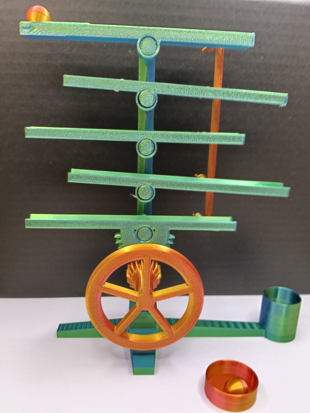 Gra Marble Game 3D – Tor kulkowy z rosnącym poziomem trudności | Executive Toy